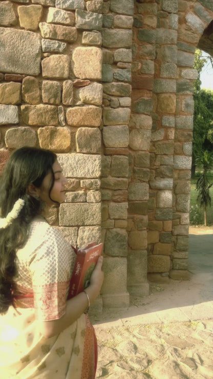 Video showcasing the Aalphul Kumkumadi Combo